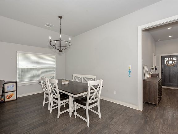4th image of 3417 Omaha Ct