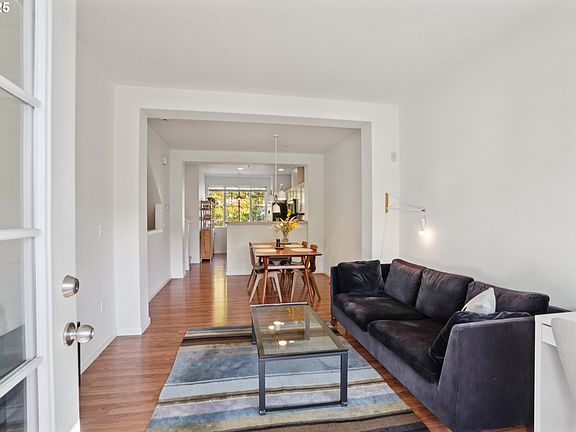 5th image of 15365 SW Mallard Dr Suite 104