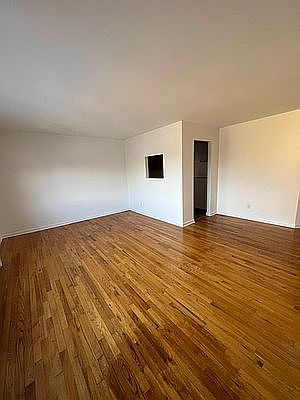 4th image of 163-02 Crocheron Ave #2A