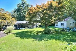 2nd image of 48 Mountain Road