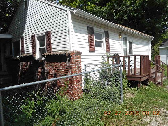 2nd image of 404 W Harvard Ave