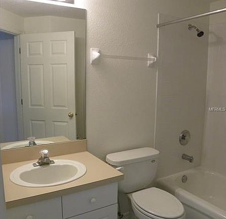 5th image of 5651 Water Oak Ln
