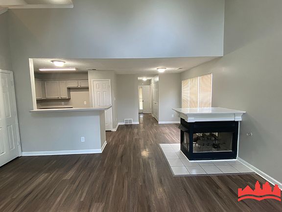 2nd image of 7019 Estacada Way S