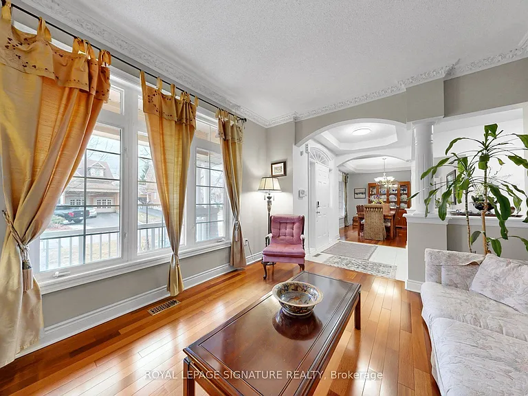 1590 Hallstone Rd — Photo 11