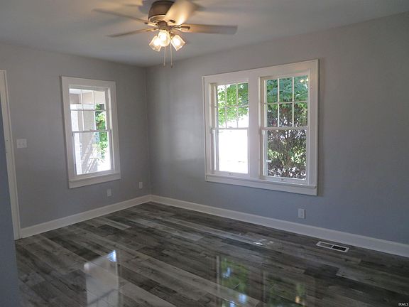 2nd image of 1615 S Fares Ave