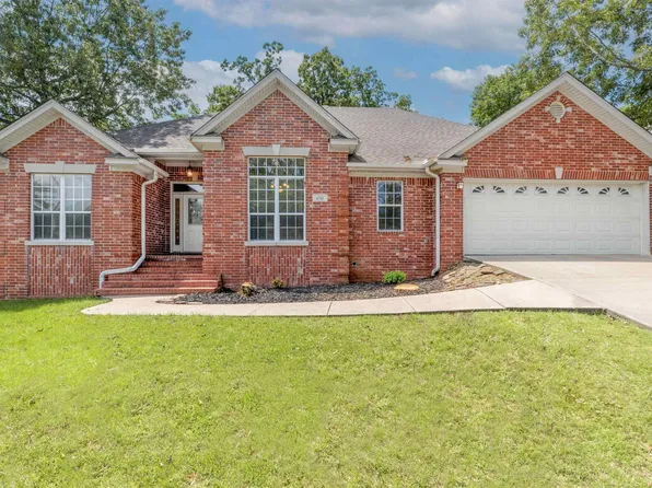 1010 Claycut Cir, N Little Rock, AR 72116