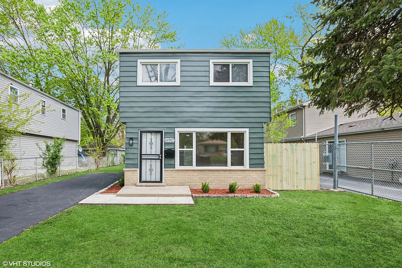 16907 Orchard Ridge Ave photo 1