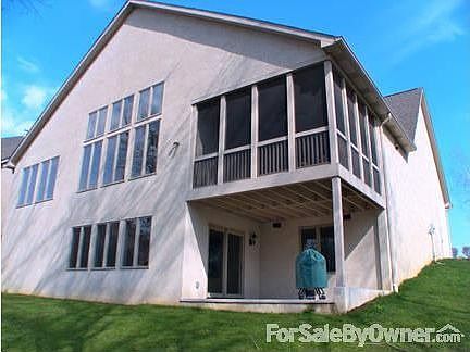 3rd image of 8753 Winding Creek Way NW