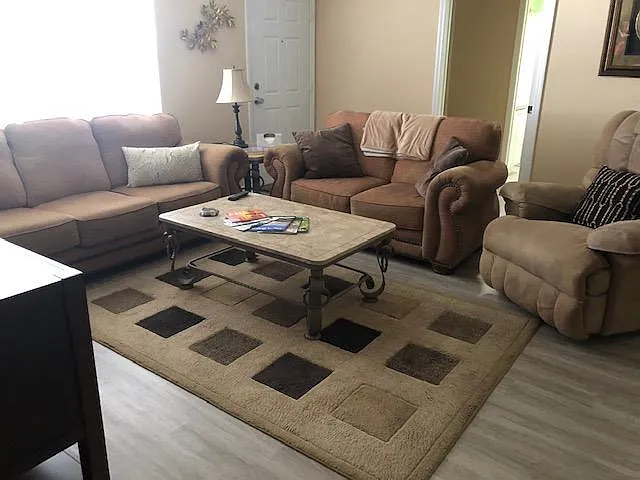 2527 Privada Dr — Photo 7