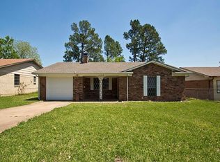 1306 Alpine St, Greenville, TX 75401