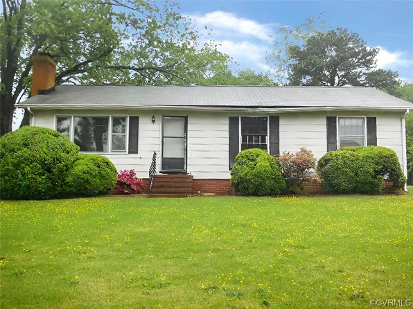 195 Walnut St, Warsaw, VA 22572