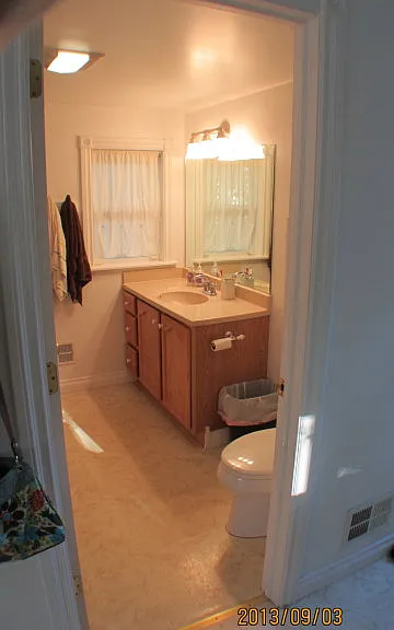 850 Webster St — Photo 13
