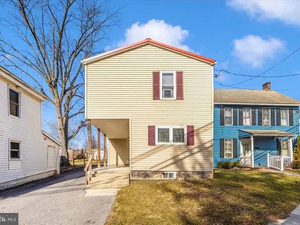 241 N Franklin St, Chambersburg, PA 17201