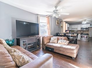600 N 6th St, Newark, NJ