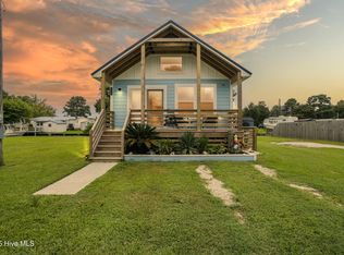 111 Reef Ln, Grandy, NC 27939