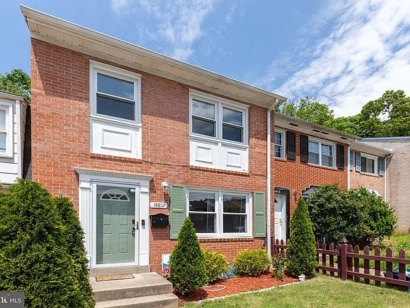 3rd image of 14812 Anderson Ct