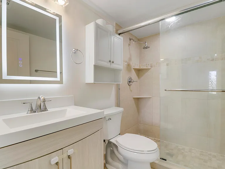3630 Alder Dr #E2 — Photo 22