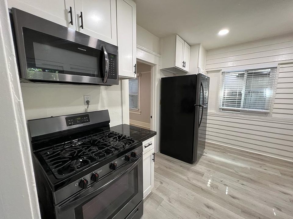 1st image of 4084 Kansas St #4084