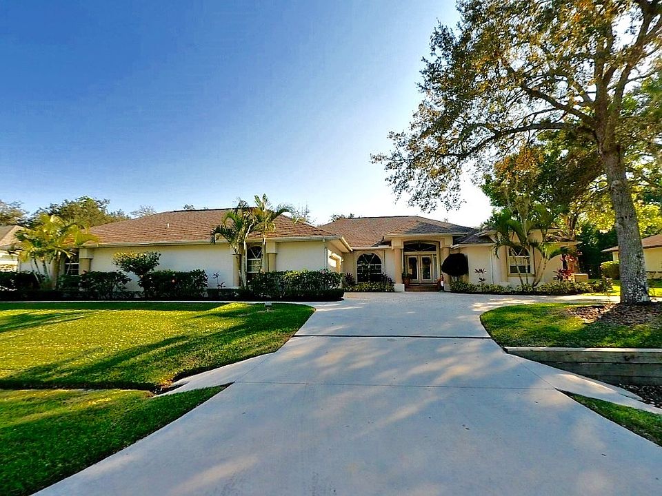1st image of 2109 Winding Creek Ln