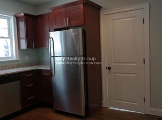 95 Neponset Ave #1A, Roslindale, MA 02131