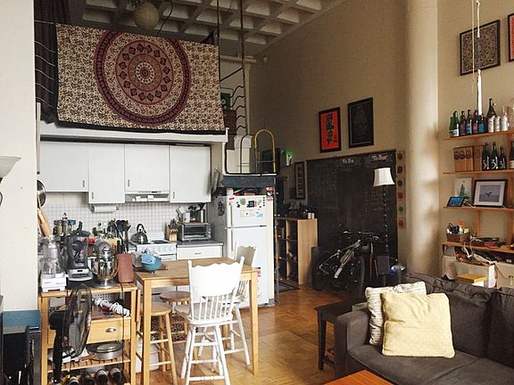 3rd image of 61-65 Brookline Ave #226