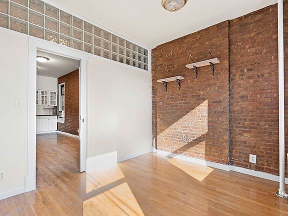 5th image of 101 Charles St APT 3FE