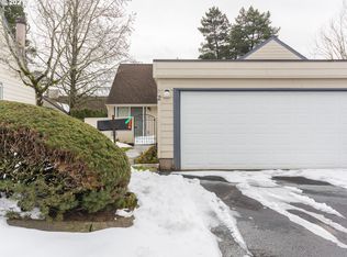 220 NE Village Squire Ave UNIT 2, Gresham, OR 97030