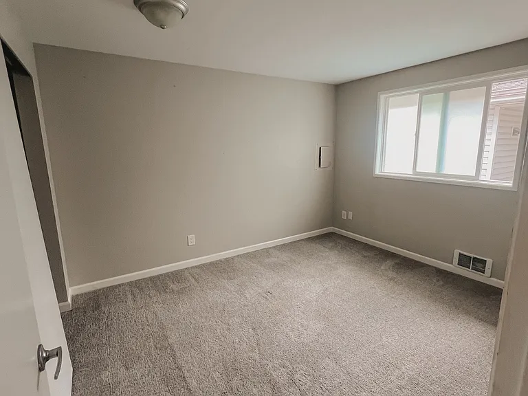 1304 Chestnut St #7 — Photo 8