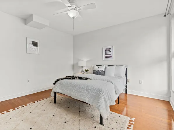 70 Adams Street image 23 of 47