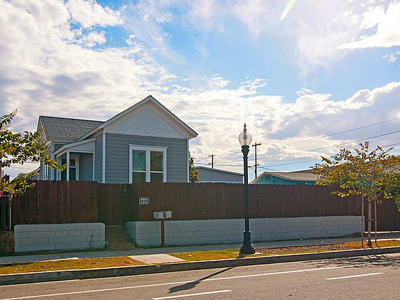 2nd image of 1713-15 Coolidge Ave
