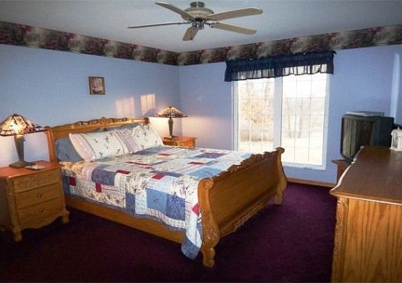 5th image of 943 Lakeland Dr