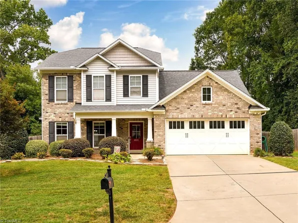 6223 Hamptonburg Rd, Clemmons, NC 27012