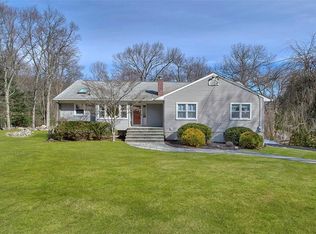 15 Shady Ln, Chappaqua, NY 10514