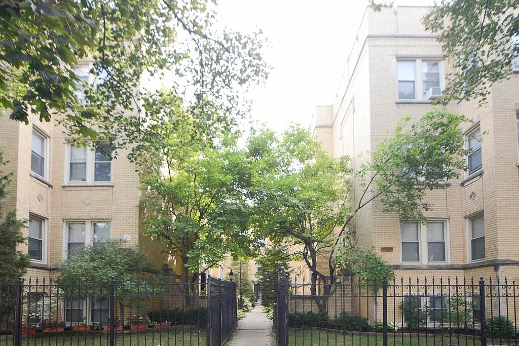 1 bed, 1.0 bath, 600 sqft, $1,690 — Photo 1