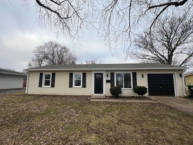 1st image of 48 Southlane Dr