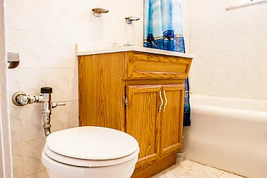 Rented by Rapid Williamsburg Inc.