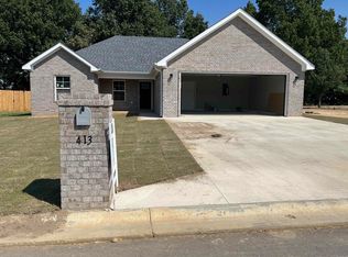 413 Gia, Bono, AR 72416