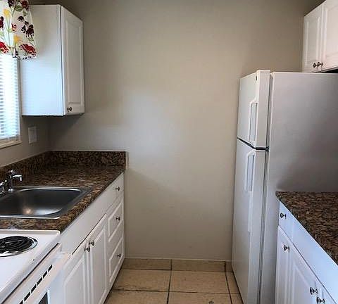 2nd image of 6100 Forest Hill Blvd APT 109