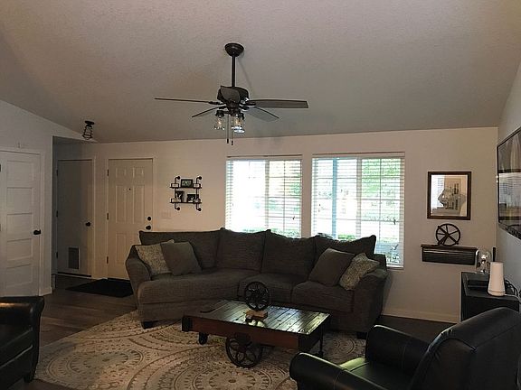 2nd image of 2120 NE 79th Ave