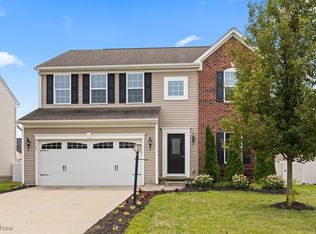 9114 Stonegate Cir, North Ridgeville, OH 44039