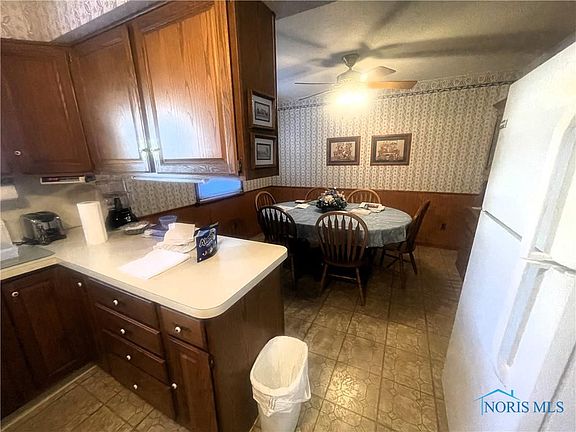 5th image of 2030 Welker Ave
