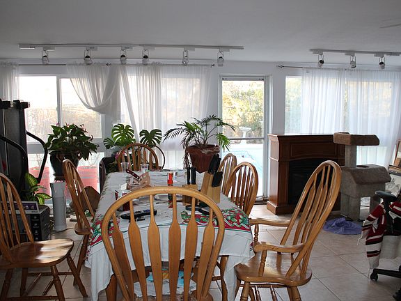 family/diningroom