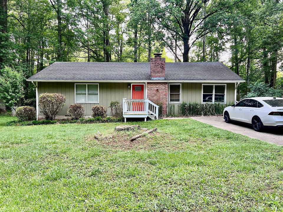 1st image of 410 Rocky Dr