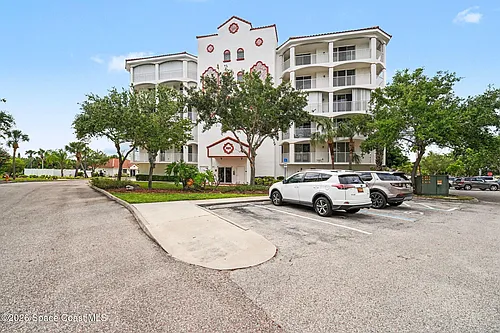 820 Del Rio Way #401 Photo 1