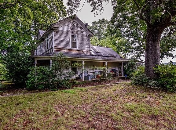 4th image of 396 Winecoff St