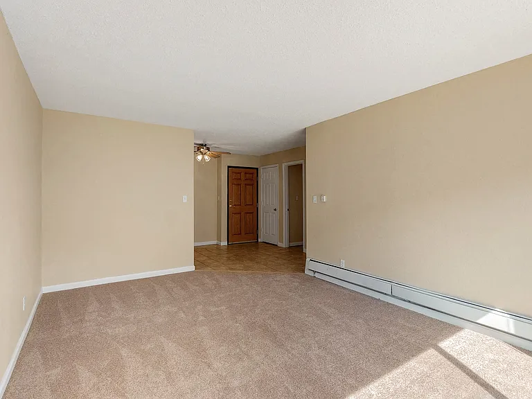 Oak Valley Apartments — Photo 54