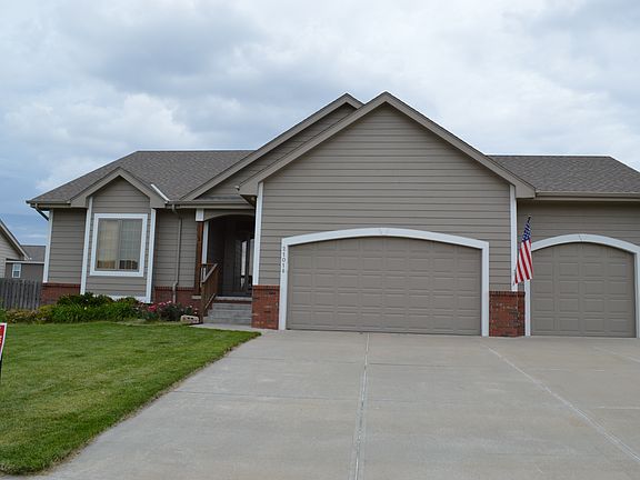 2nd image of 21016 Hampton Dr