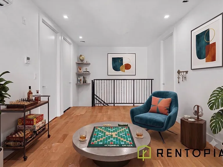 5 Withers St #6G — Photo 6