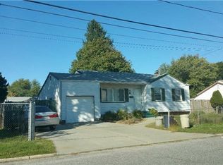 71 Morton St, Brentwood, NY 11717