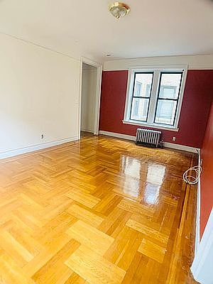 3rd image of 815 W 181st St APT 5I